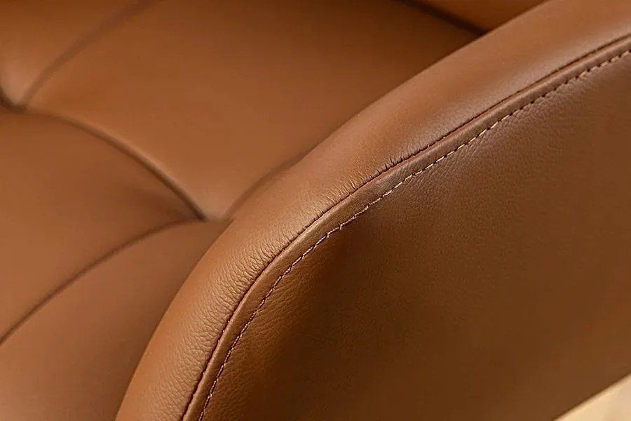 Set de 2 scaune pivotante SIGNATURE piele naturala coniac