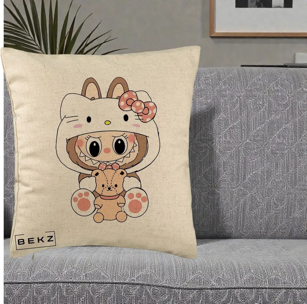 Perna Personalizata Labubu x Hello Kitty, 40x40 cm, Bej, Husa Detasabila, Perna Inclusa, BEKZ®