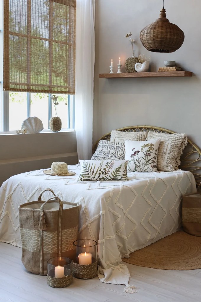 Fata de perna off white, din bumbac, model floral, 45x45cm, Aix