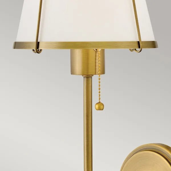 Lampă de perete Hinkley HK-CLARKE1-DBR-OW CLARKE 1xE27/40W/230V alamă/alb