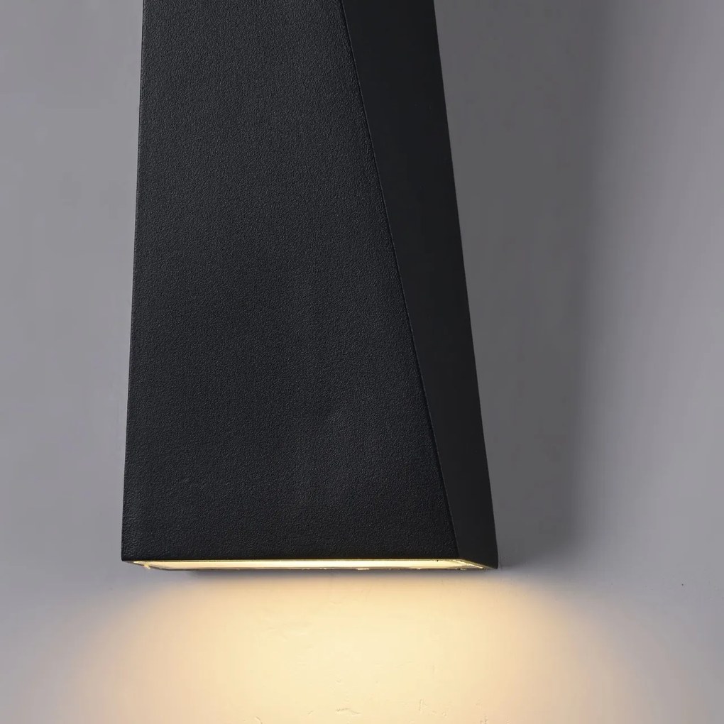 Aplica LED pentru iluminat exterior design modern Times Square IP54 negru MYO580WL-L6B