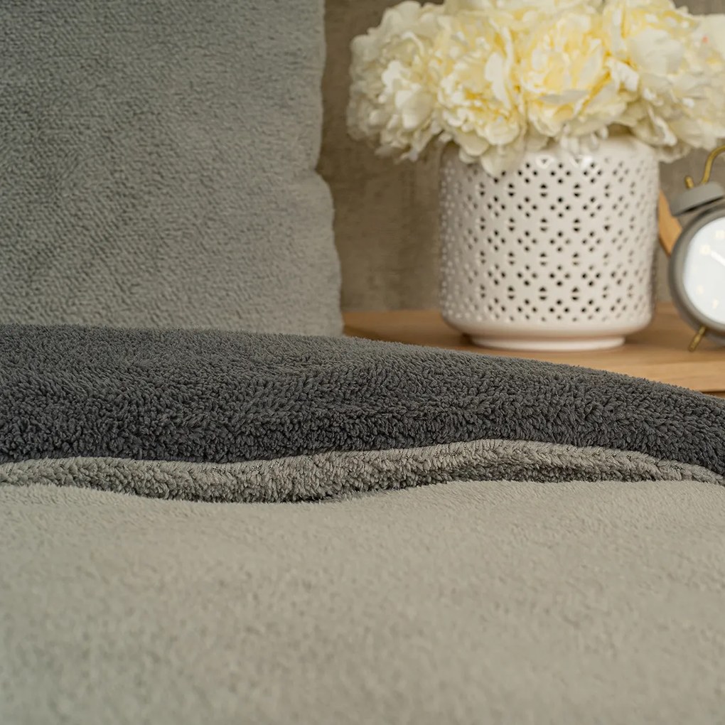 Lenjerie de pat din blăniță 4Home Teddy gri,140 x 200 cm, 70 x 90 cm