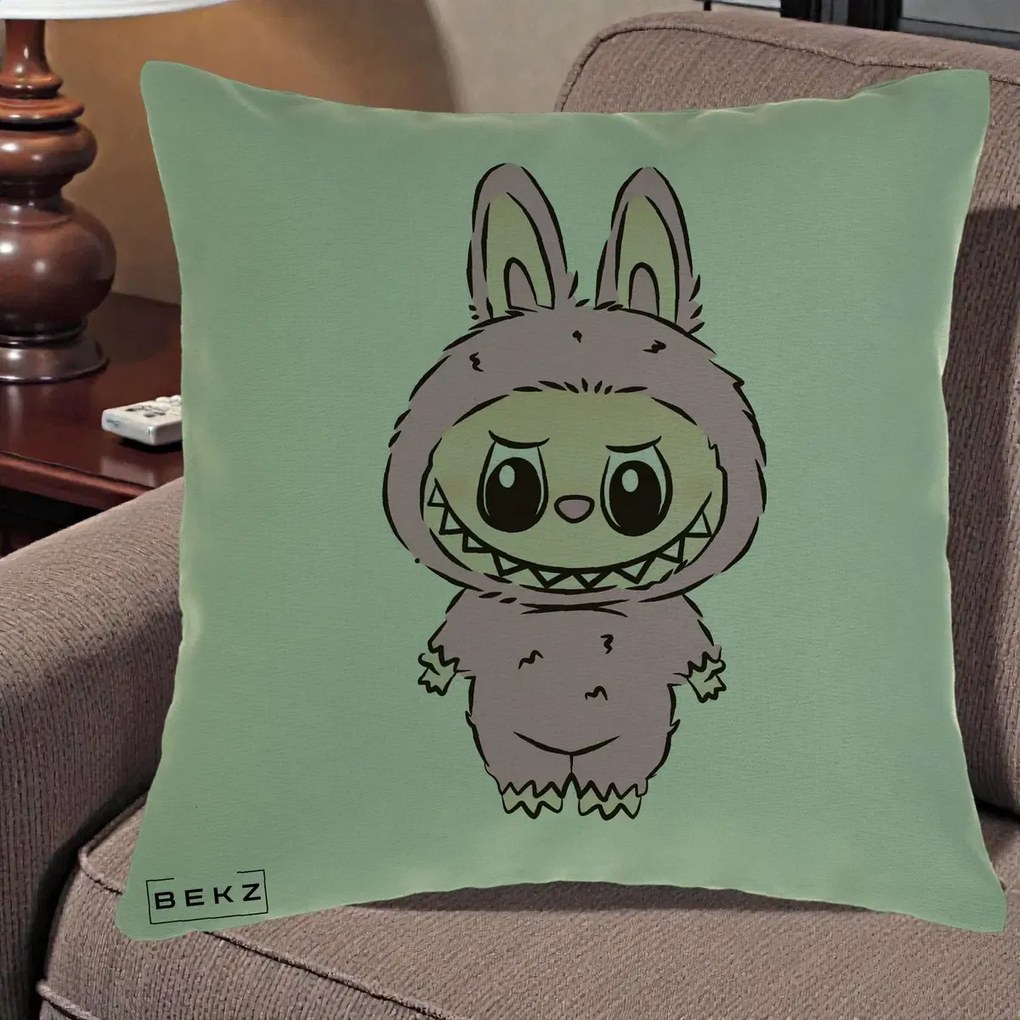 Perna Personalizata Labubu Mov Pastel, 40x40 cm, Verde, Husa Detasabila, Perna Inclusa, BEKZ®