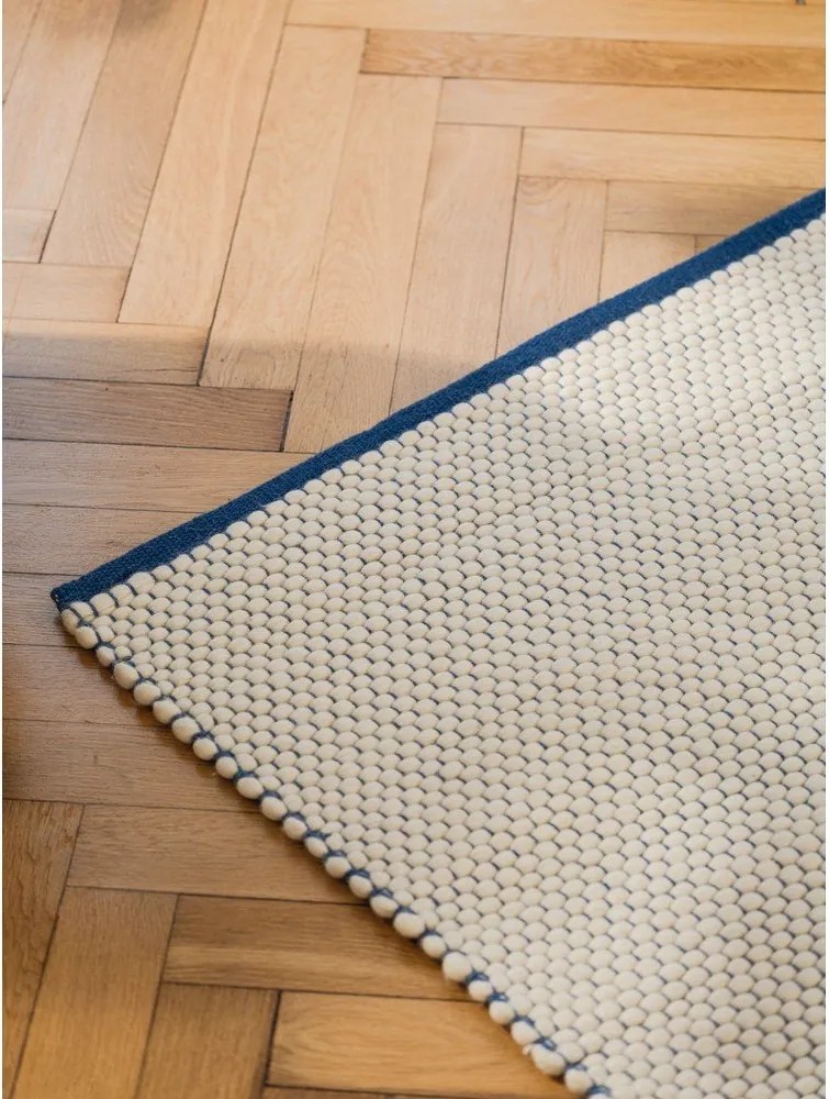 Covor albastru/bej țesut manual din lână 200x300 cm Lenu – noo.ma