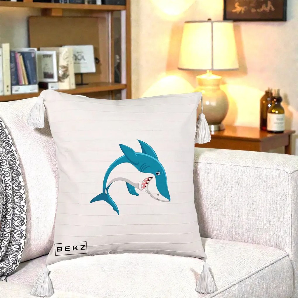 Perna Decorativa Rechin Albastru Cartoon, 40x40 cm, Bej cu Franjuri, Husa Detasabila, Perna Inclusa, BEKZ®