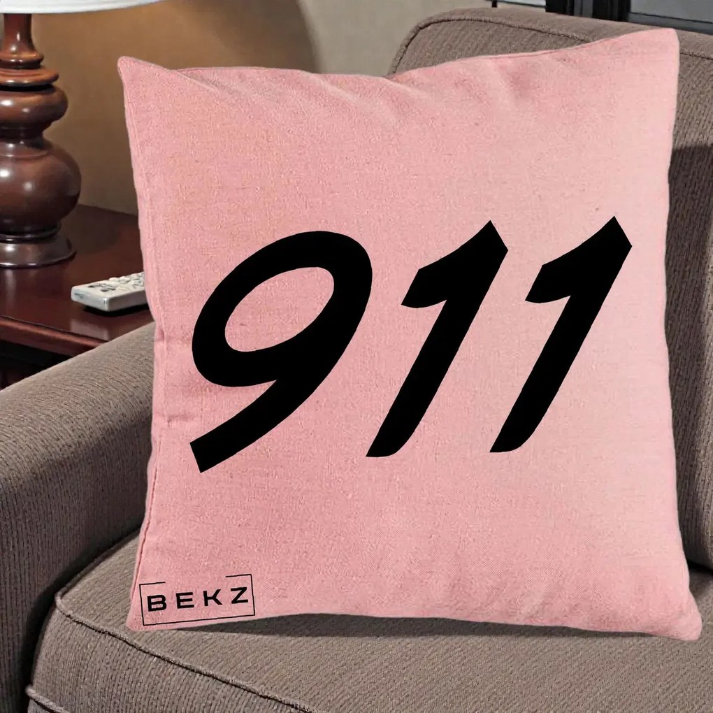 Perna Personalizata 911 Bold, 40x40 cm, Roz, Husa Detasabila, Perna Inclusa, BEKZ®