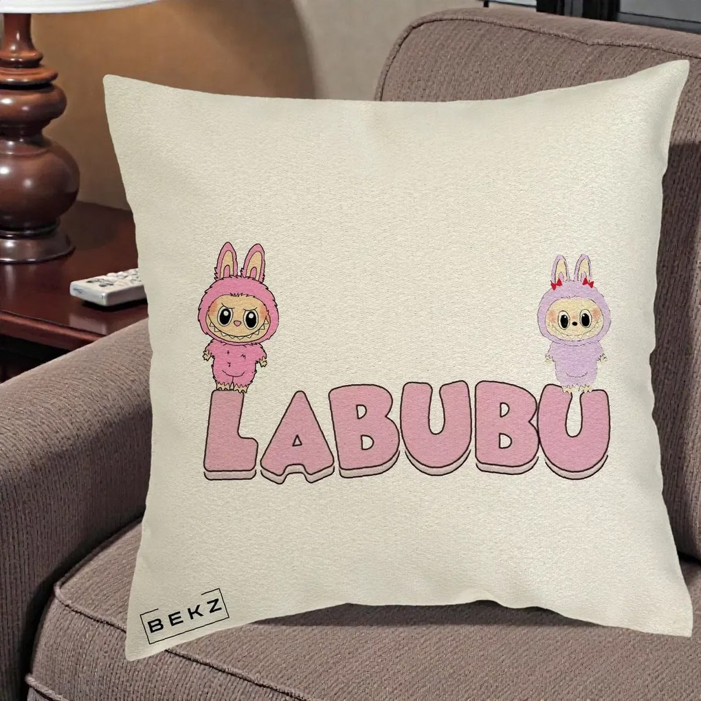 Perna Personalizata Labubu Duo Roz-Lila cu Text, 40x40 cm, Ecru, Husa Detasabila, Perna Inclusa, BEKZ®