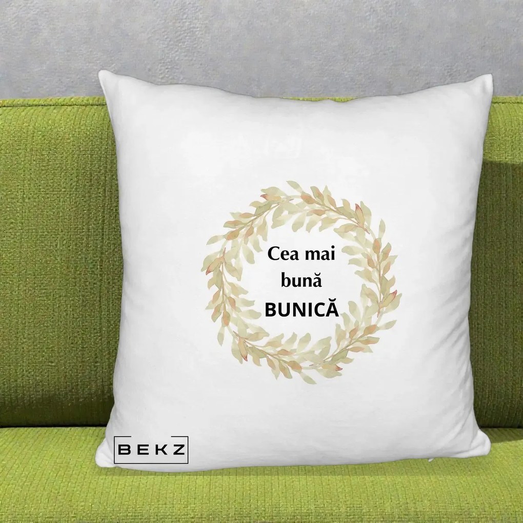 Cadou pentru Bunica - Perna Personalizata Cea Mai Buna Bunica Coronita Frunze Acuarela, 40x40 cm, Alb Pufos, Husa Detasabila, Perna Inclusa, BEKZ®