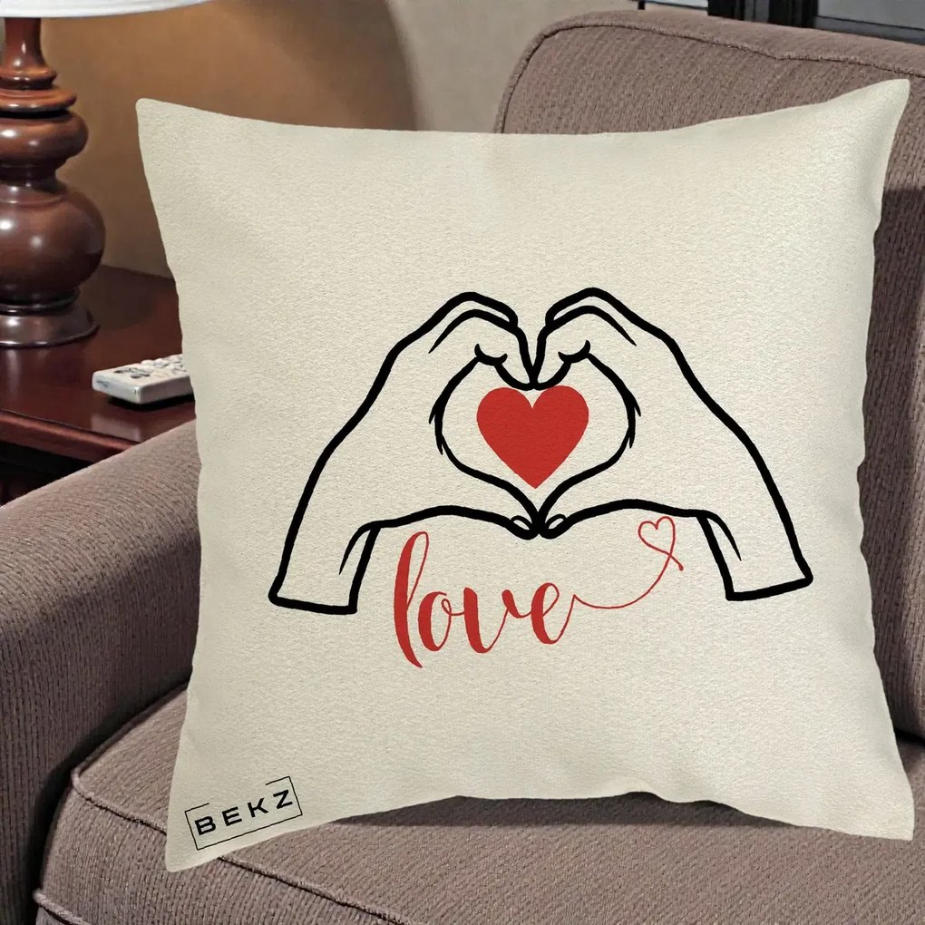 Perna Decorativa Love Maini Inima cu Inscriptie Love Rosu, 40x40 cm, Ecru, Husa Detasabila, Perna Inclusa, BEKZ®