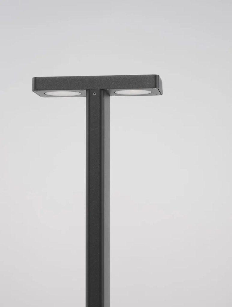Stalp LED mediu pentru iluminat exterior IP65 POET