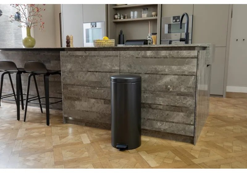 Cos de gunoi cu pedala Brabantia NewIcon 1008850, 30 L, Inchidere lina, Baza antiderapanta, Gri inchis