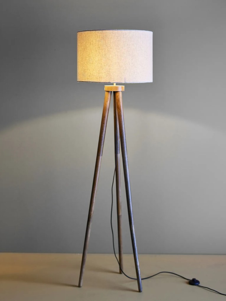 Lampă decorativă de podea din lemn de mango cu bază tripod, culoare maro, 46×156 cm, „Etienne”
