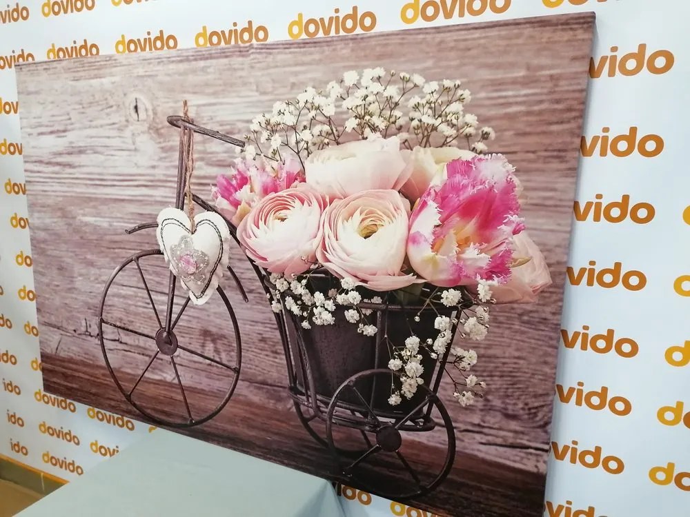 Tablou flori splendide într-o vază vintage