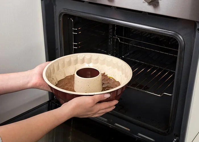 Forma bundt (guguluf) 27 cm cu invelis ceramic antiaderent Terrestrial NAVA NV 103 056