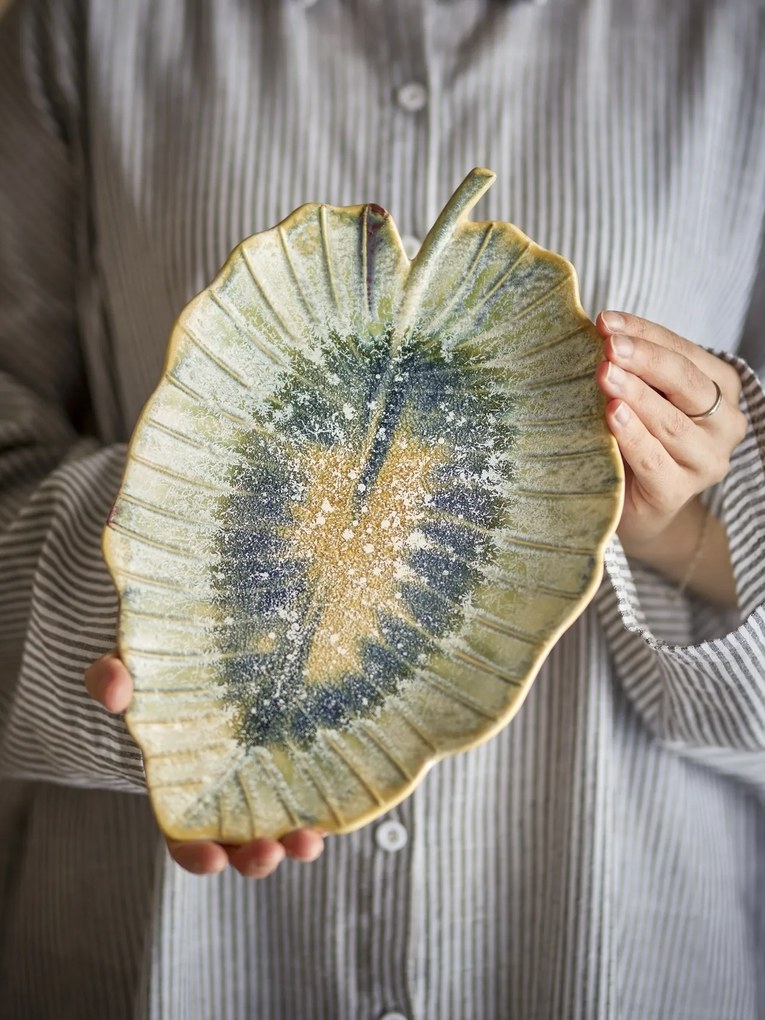 Platou de servire din ceramică glazurată artizanal în formă de frunză, L31×H4×W19,5 cm, „Dorreen"