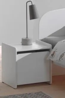 Set KIDDY format dintr-un Pat copii (90x200) și o noptieră.