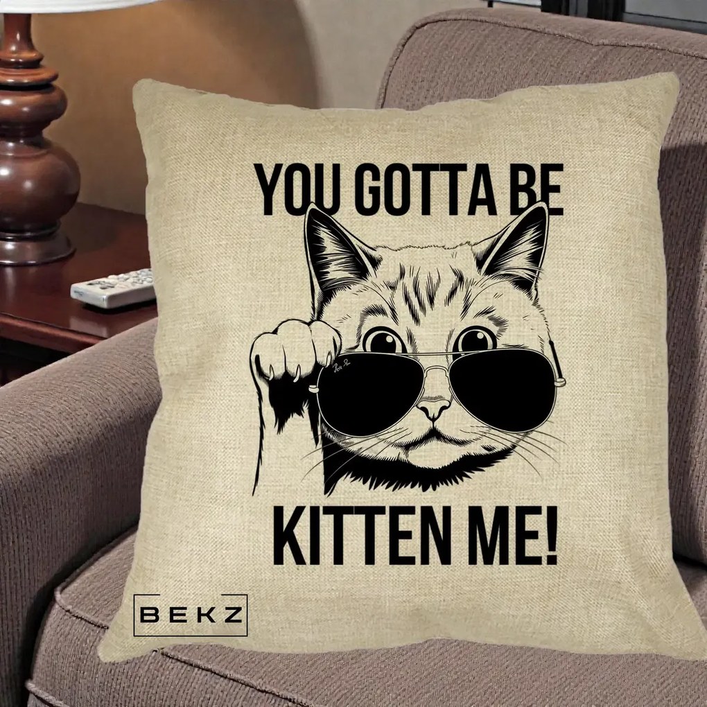 Perna Decorativa You Gotta Be Kitten Me!, 40x40 cm, Crem, Husa Detasabila, Perna Inclusa, BEKZ®