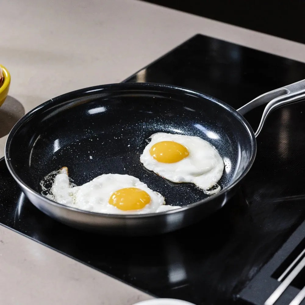 Tigaie cu suprafață antiaderentă din oțel inoxidabil ø 26 cm Chili Ta – FABINI