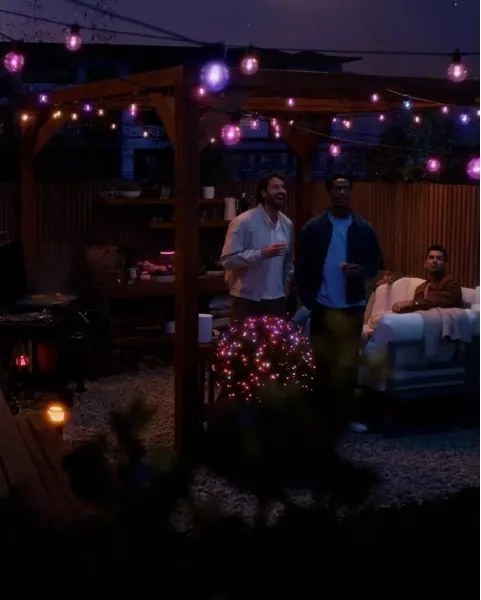 Philips Hue FESTAVIA - Extensie ghirlandă LED RGBW pentru exterior, reglabilă, 30 LED, 21 m, IP65