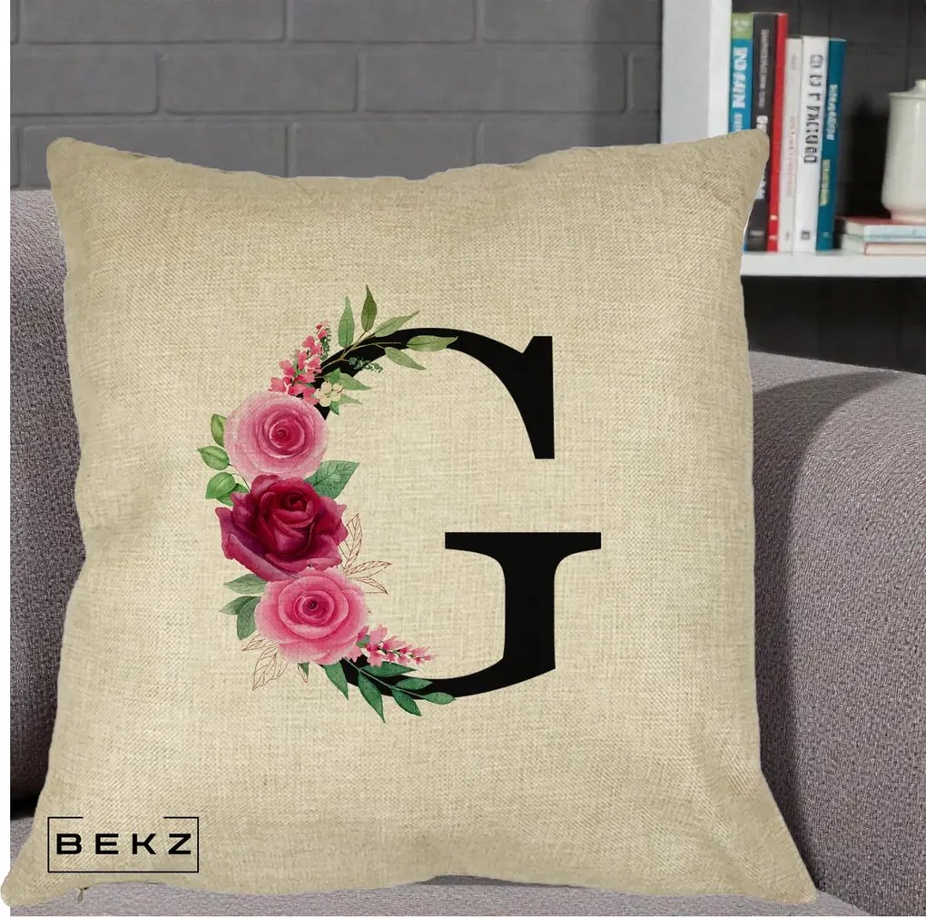 Cadou Personalizat - Perna Personalizata Monograma Florala Litera G, 40x40 cm, Crem, Husa Detasabila, Perna Inclusa, BEKZ®