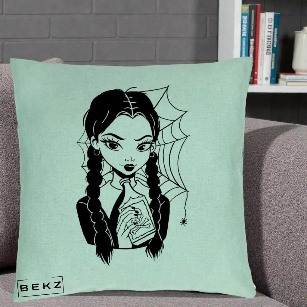 Perna Personalizata Wednesday cu Panza de Paianjen, 40x40 cm, Verde Menta, Husa Detasabila, Perna Inclusa, BEKZ®
