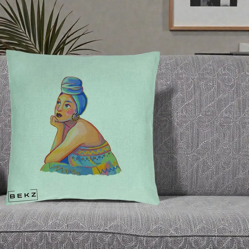 Perna Decorativa Portret Femeie Contemplativa, 40x40 cm, Verde Menta, Husa Detasabila, Perna Inclusa, BEKZ®