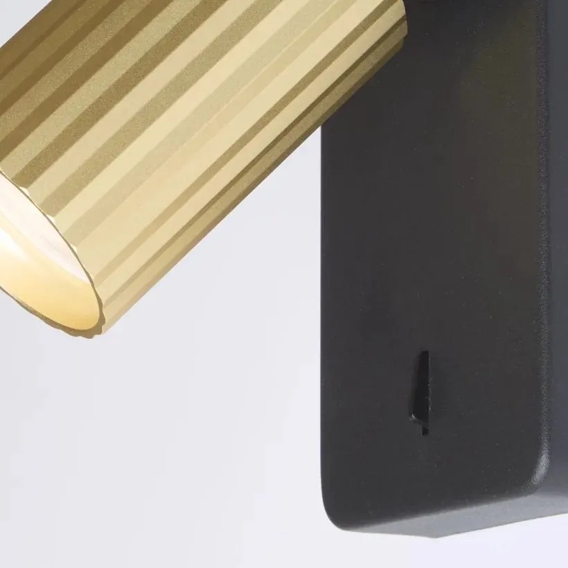 Aplica cu spot din aluminiu canelat Anna Reader auriu