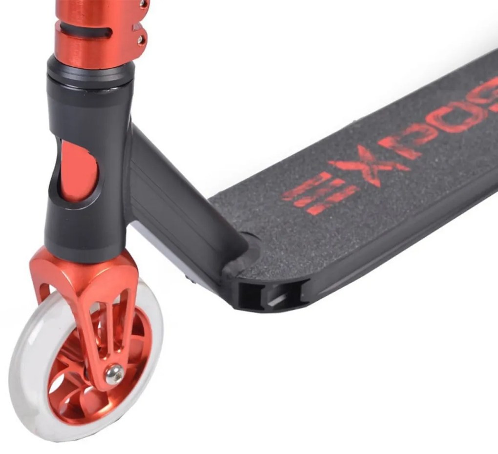Trotineta Freestyle NOVOKIDS™ Xpose Stunter PRO, Maner 57 cm latime, Max 100 kg, Frana picior, Cadru si roti aluminiu, Diametru roata 110 mm, Rosu