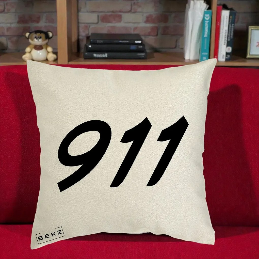 Perna Personalizata 911 Bold, 40x40 cm, Ecru, Husa Detasabila, Perna Inclusa, BEKZ®
