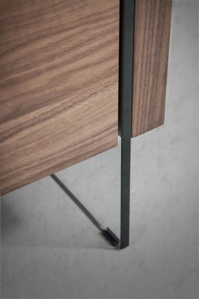 Comoda eleganta design deosebit Aurore AC-CP1803-E-NOGAL