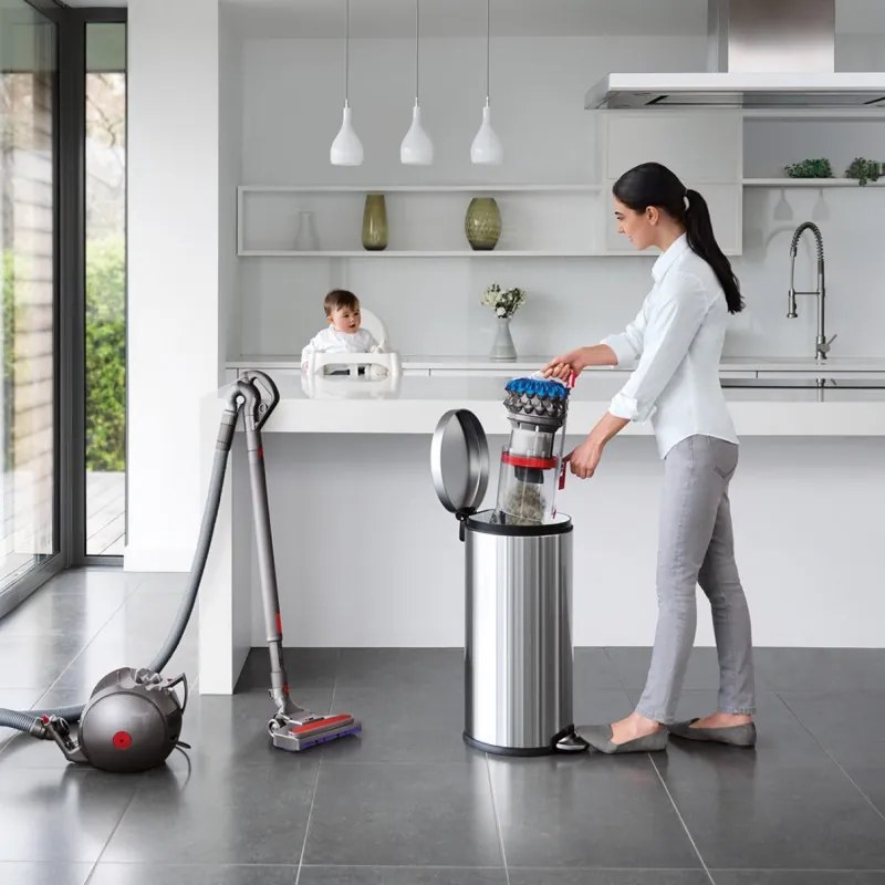 Aspirator fara sac Dyson Cinetic BigBall Absolute 2 447250-01, 700 W, 150 AW, 0,8 l, 35 cicloni, Redresare automata in caz de rasturnare, 5 accesorii, Nichel/Albastru