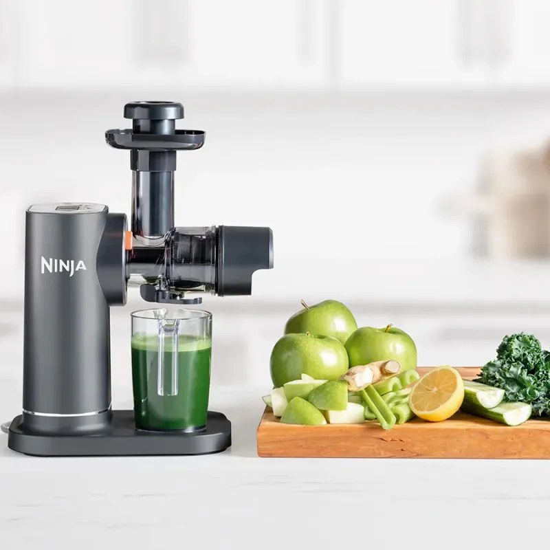 Storcator Ninja Cold Press JC151EU, 150W, 700 ml, Presare la rece, 2 filtre, Fara BPA, Functie reverse, Negru/gri
