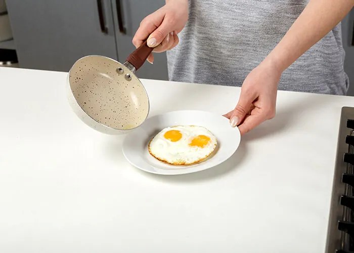 Tigaie mini 14 cm aluminiu cu invelis ceramic antiaderent Terrestrial NAVA NV 103 034