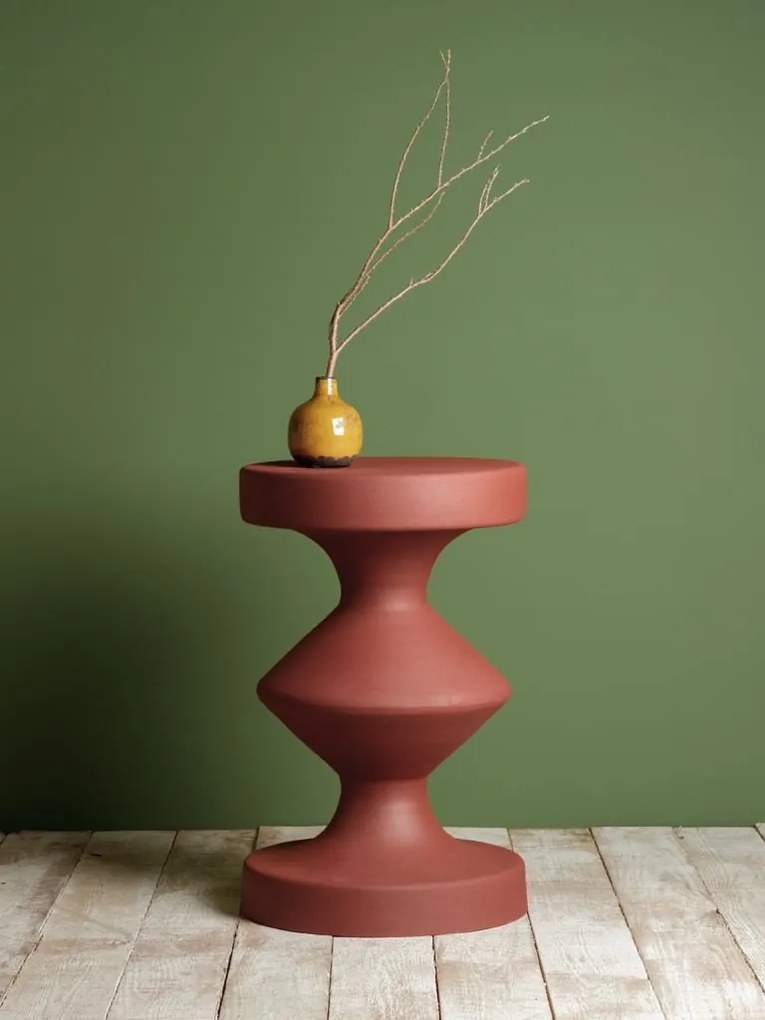 Masuta laterala, din metal, rust orange Forms