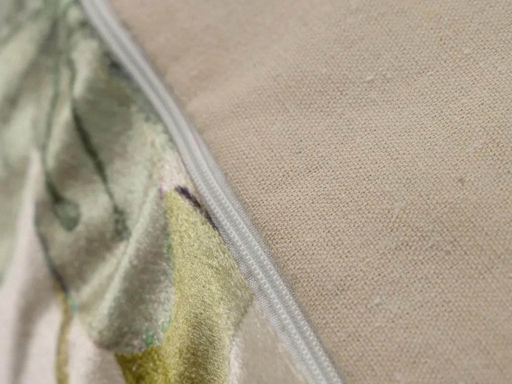 Perna de catifea pentru podea EMILE 60x60 cm verde