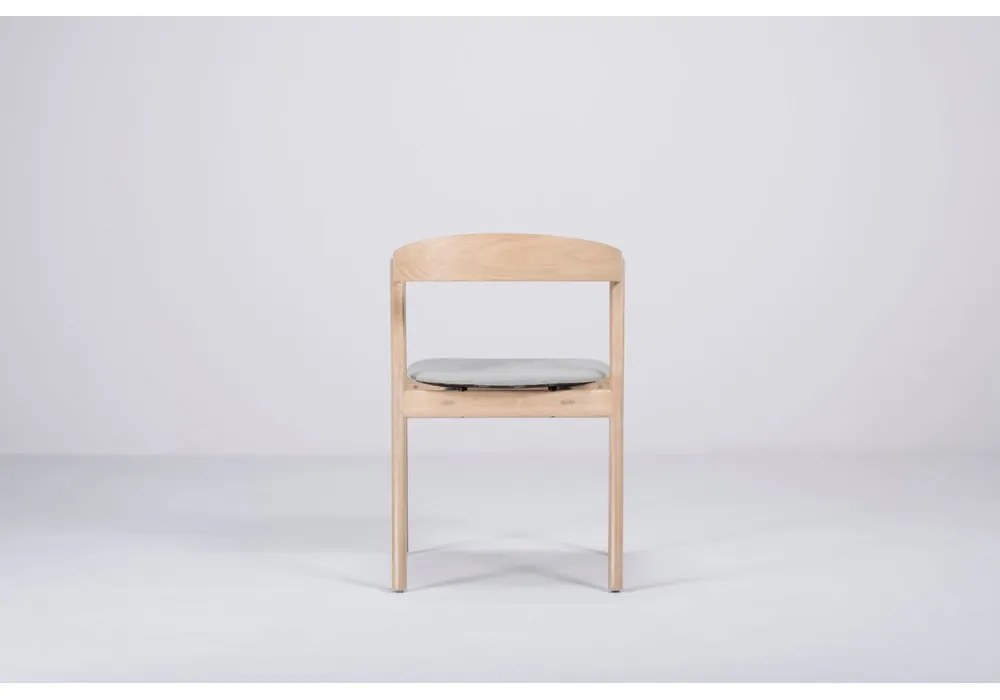 Scaun din lemn masiv de stejar Gazzda Muna, albastru - gri