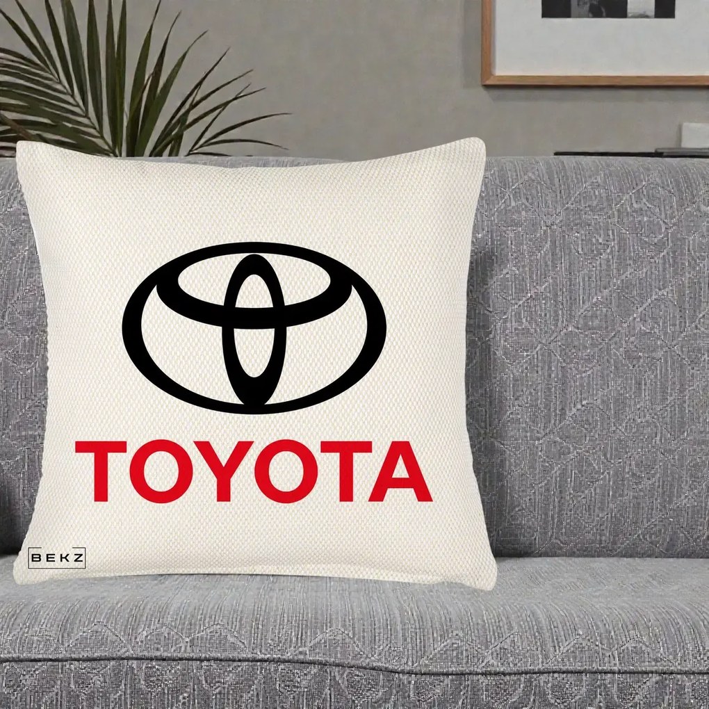 Perna Personalizata cu emblema Toyota, 40x40 cm, Crem Reliefat, Husa Detasabila, Perna Inclusa, BEKZ®