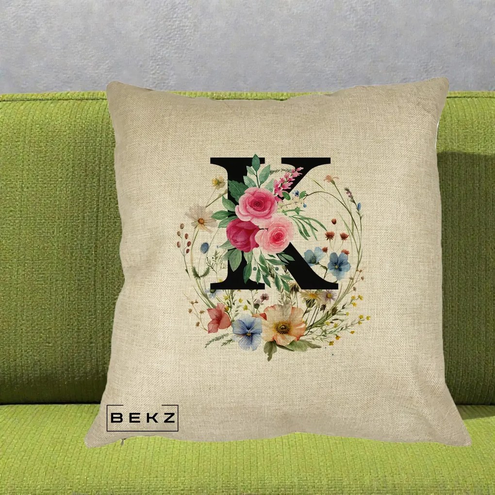 Cadou Personalizat - Perna Personalizata Monogram Litera K cu Flori Acuarela, 40x40 cm, Crem, Husa Detasabila, Perna Inclusa, BEKZ®