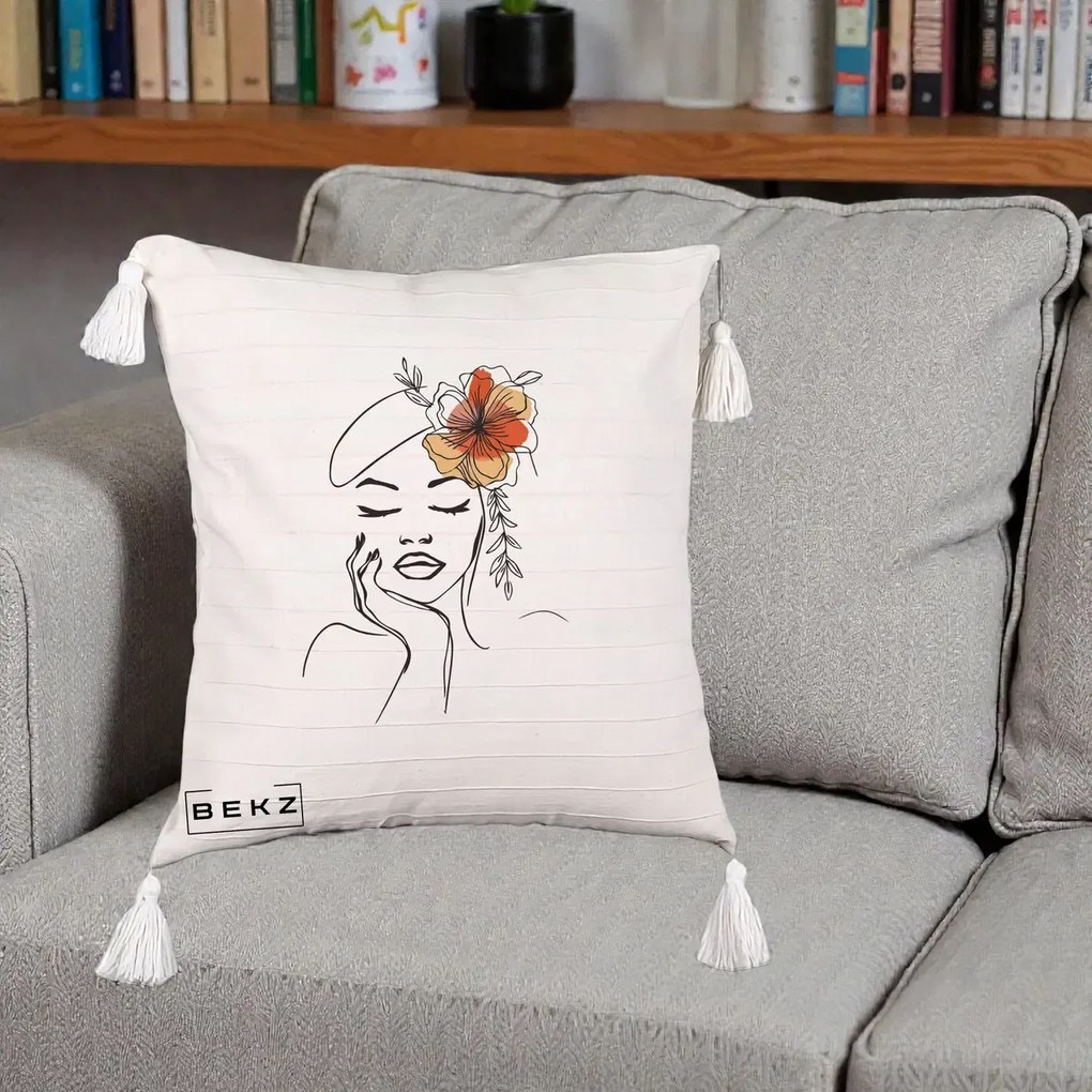 Perna Decorativa Portret Feminin Flori Palarie, 40x40 cm, Bej cu Franjuri, Husa Detasabila, Perna Inclusa, BEKZ®