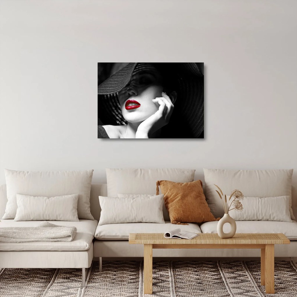 Tablou pe sticlă - Femeie cu pălărie (70x50 cm)