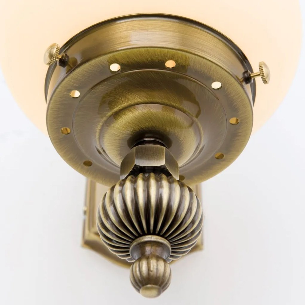 Aplica de perete stil clasic Nostalgie up alama antique/champagne
