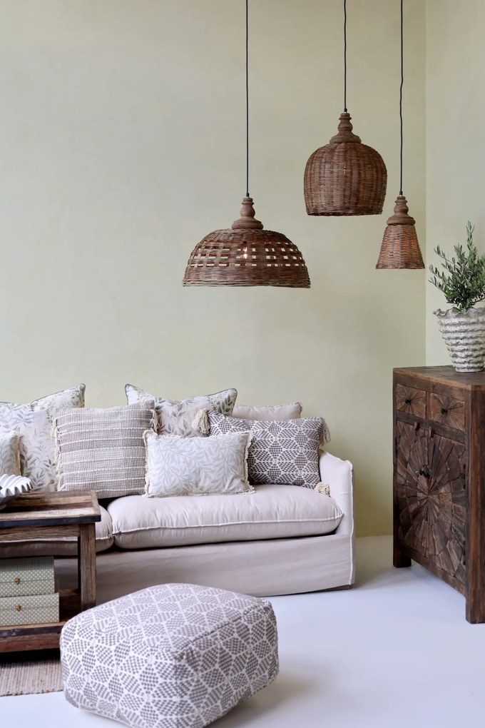 Lustra împletită manual din rattan si rachita, D22 cm