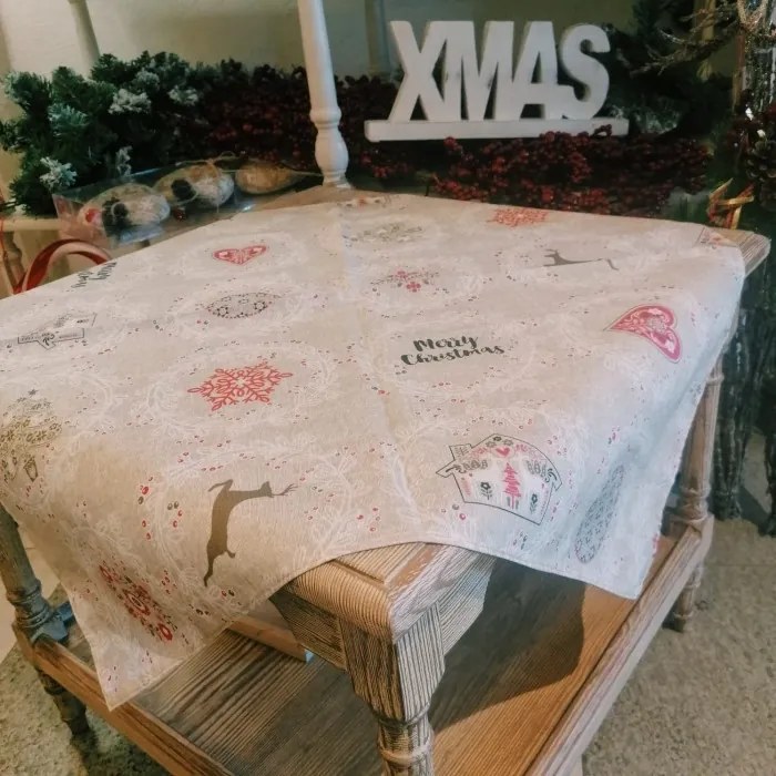 Fata de masa Surprise 70x70 cm