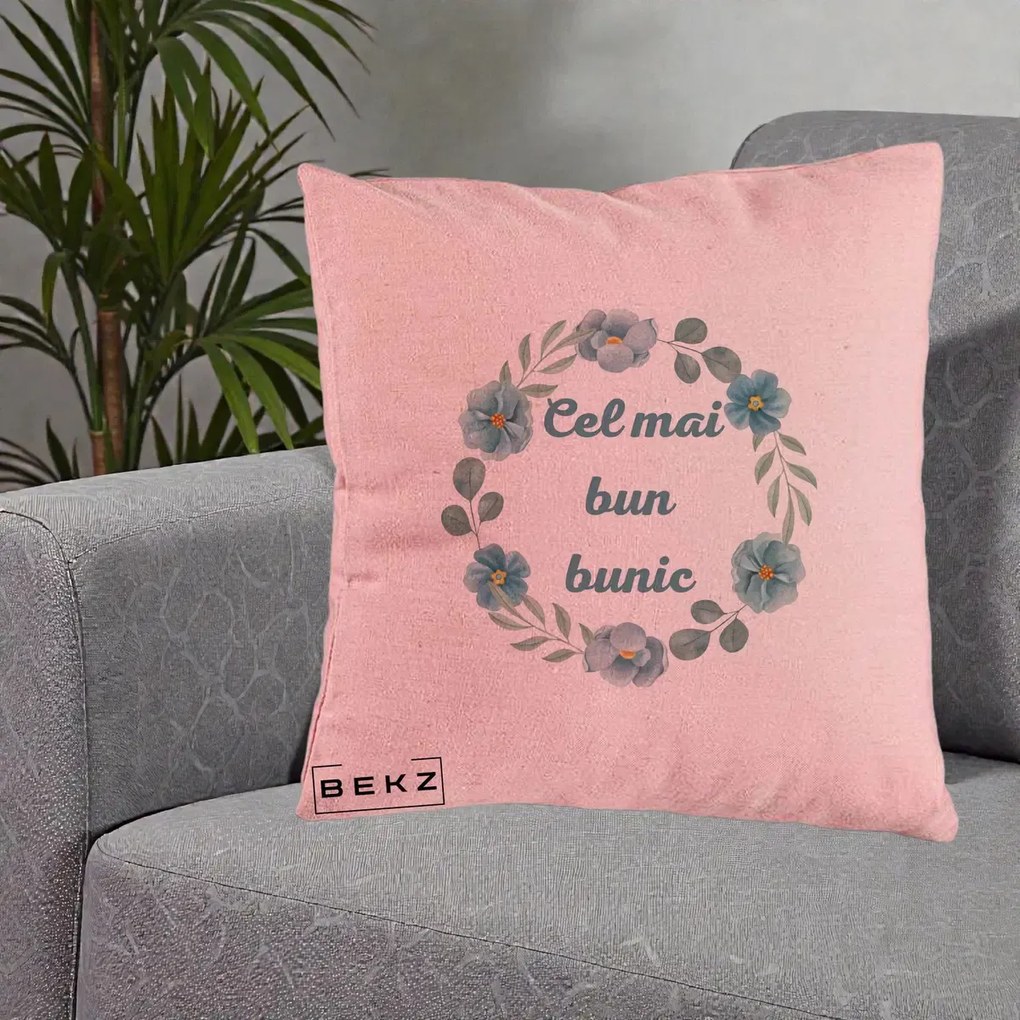 Cadou pentru Bunic - Perna Personalizata Cel Mai Bun Bunic Coronita Flori Albastre Teal, 40x40 cm, Roz, Husa Detasabila, Perna Inclusa, BEKZ®