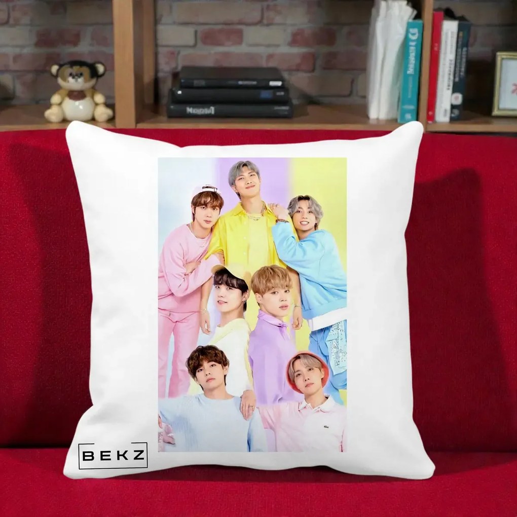Perna Personalizata K-pop BTS Foto Grup Pastel Colorat cu 7 Membrii, 40x40 cm, Alba Mata, Husa Detasabila, Perna Inclusa, BEKZ®