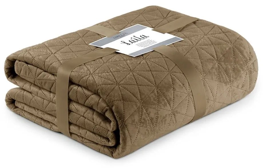 Cuvertură maro deschis matlasată din catifea 220x240 cm Laila – AmeliaHome