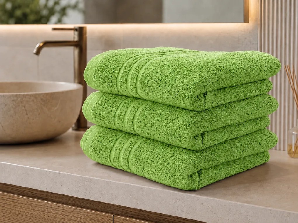 Prosop de baie CLASSIC COLOR 70 x 140 cm verde, 100% bumbac