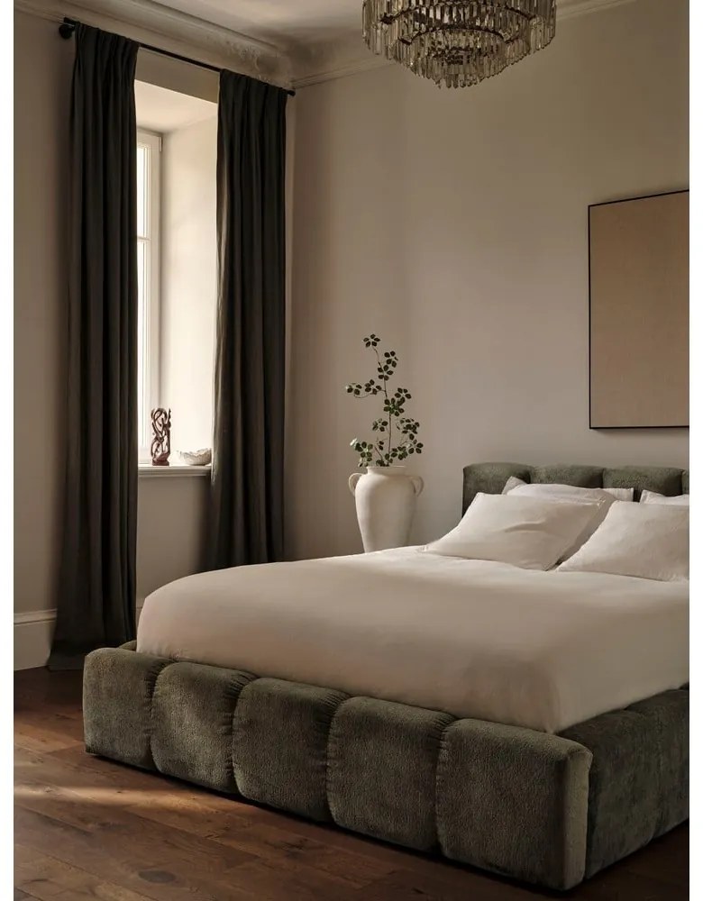 Pat matrimonial verde tapițat cu spațiu de depozitare cu somieră 180x200 cm Lupine – Micadoni Home