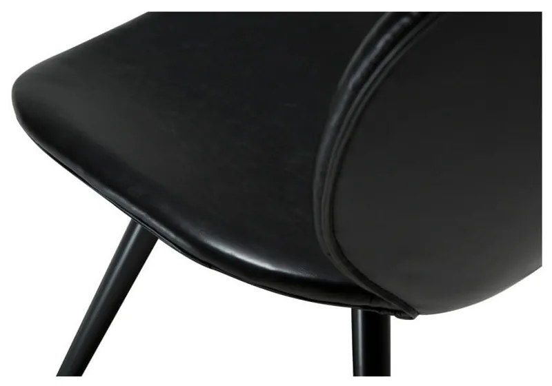 Scaun din piele artificială DAN-FORM Denmark Cloud, negru