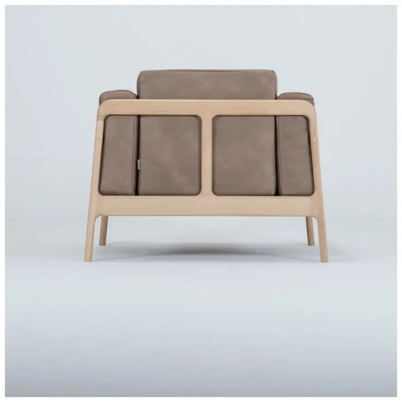 Fotoliu din piele bovină cu structură din lemn masiv de stejar Gazzda Fawn, maro deschis